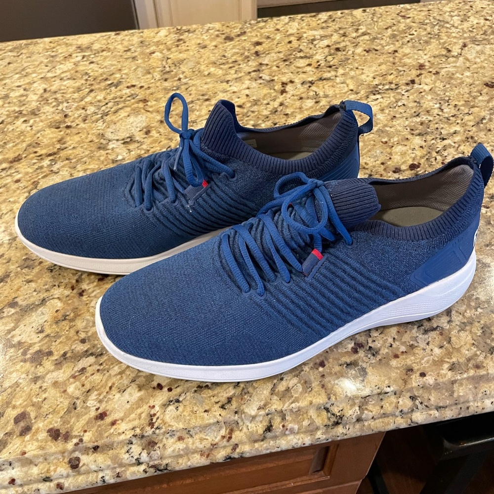 FootJoy Flex golf shoes